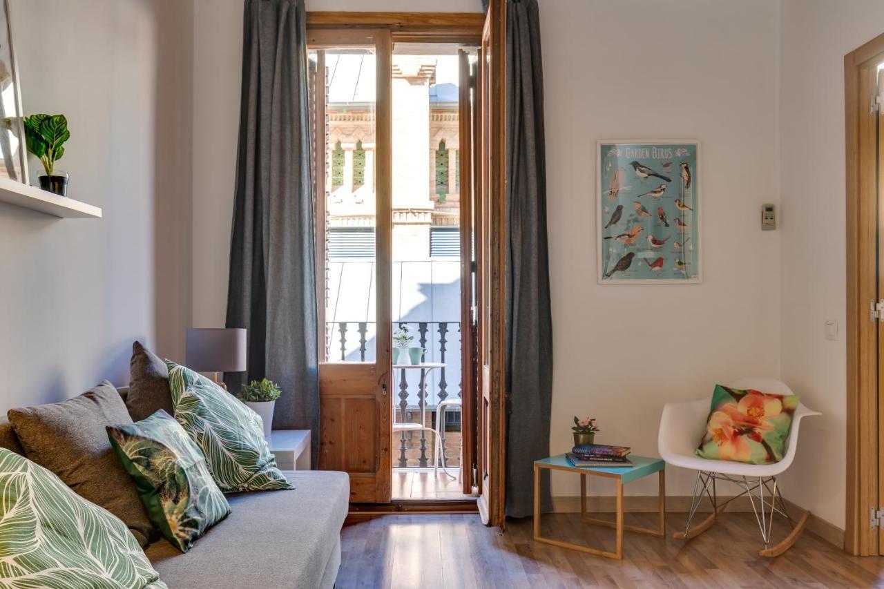 Charming & Convenient Apartment Near Plaza Espanya バルセロナ エクステリア 写真