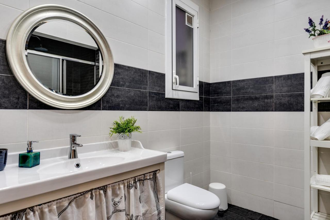 Charming & Convenient Apartment Near Plaza Espanya バルセロナ エクステリア 写真