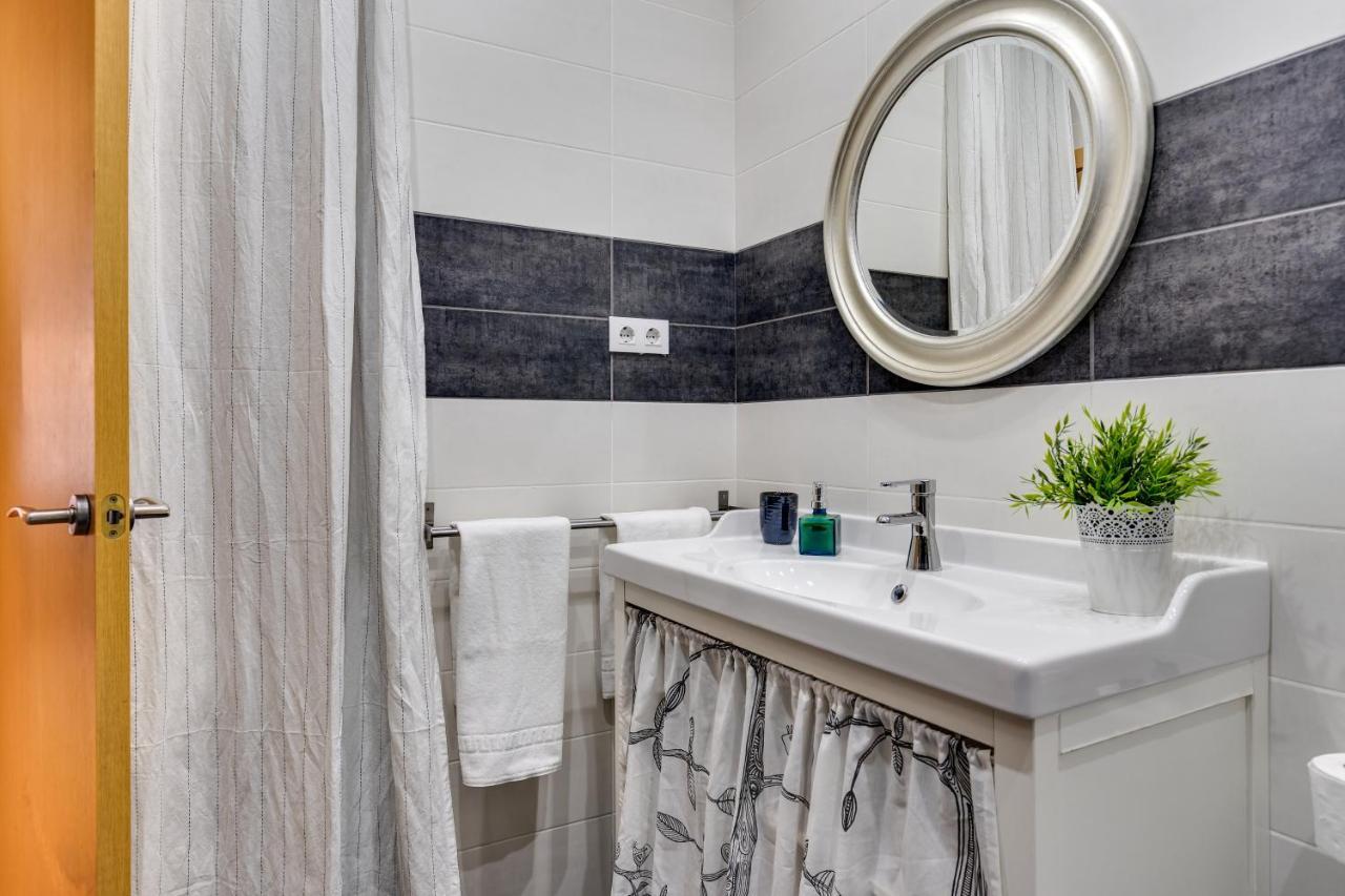 Charming & Convenient Apartment Near Plaza Espanya バルセロナ エクステリア 写真